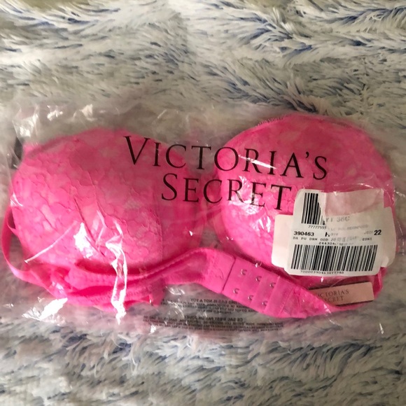 -NWT- Victoria Secret 34B Push-up Bra🌸💕 - Picture 3 of 5